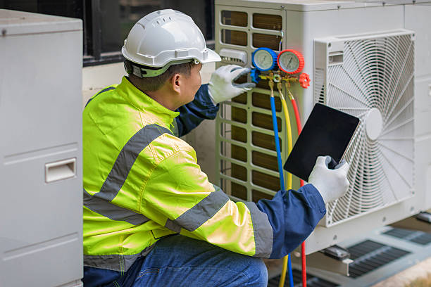 Professional Hvac technician working in Central City, KY